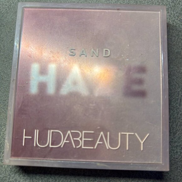 Huda Beauty Sand Haze Palette - Picture 3 of 3